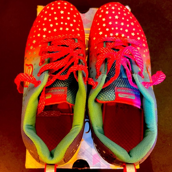 Skechers Girl Shoes - Picture 1 of 4